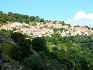 Village perché en Corse